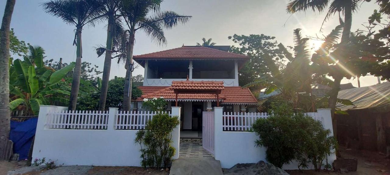 Happy Seas Beach Villa Alappuzha Exterior photo