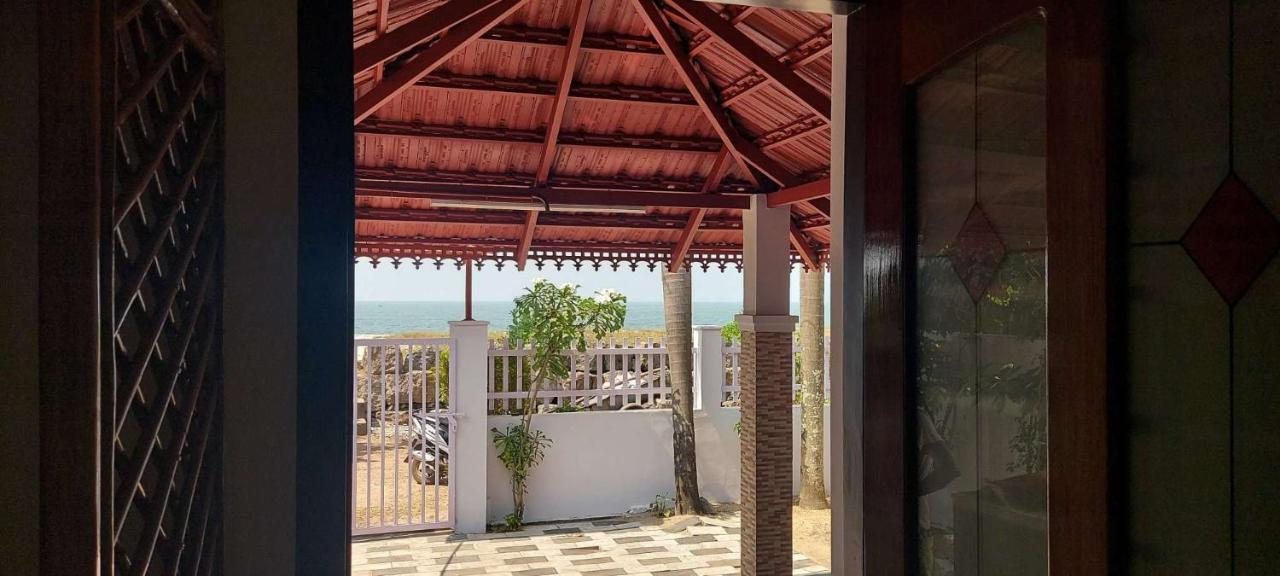 Happy Seas Beach Villa Alappuzha Exterior photo